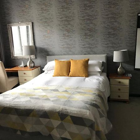 Rooms @ Number Six Оакхам Экстерьер фото